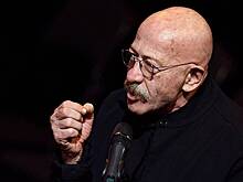 Розенбаум захотел ударить журналиста за вопрос о квартире