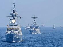 Ормузский пролив: ВМС России, Китая и Ирана начинают маневры под носом авианосца Abraham Lincoln
