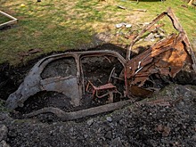 Автомобиль Ford «похоронили» на заднем дворе, где он пролежал 50 лет