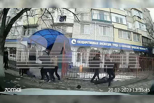 В Черкесске ищут машину, пассажиры которой избили битами судью