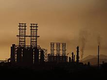 Цены на нефть упали после ослабления санкций США против Венесуэлы