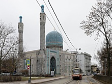 В Соборной мечети ждут завершения реставрации и тихих трамваев