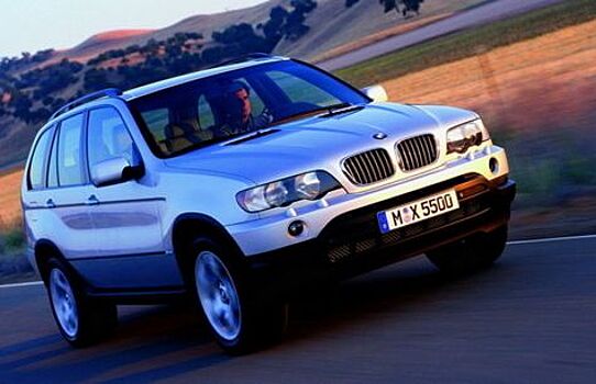 7 культовых автомобилей из 2000-х, которые можно увидеть на вторичном рынке