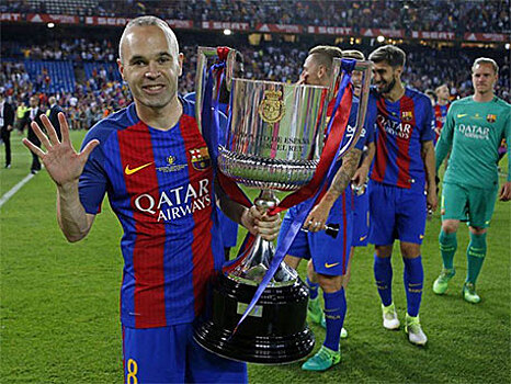 "Барселона" стала первым клубом за 64 года, завоевавшим Кубок Испании три раза подряд