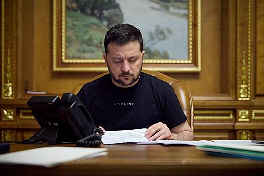 Зеленский подписал закон о переносе празднования Дня Победы на 8 мая