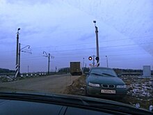 Кировские водители чаще стали рисковать жизнью, нарушая правила пересечения железнодорожных переездов