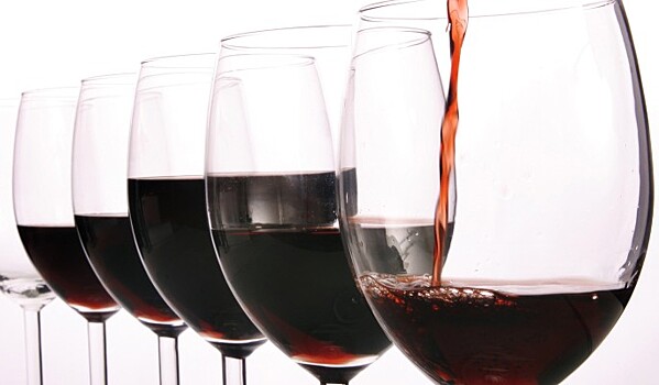 Ученые: Вино избавляет от проблем со здоровьем