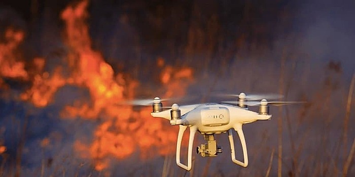 В России пожарным начали помогать дроны-беспилотники