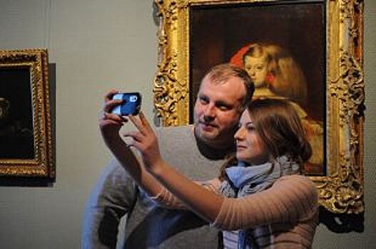 Рембрандт против селфи. Объявят ли наши музеи войну гаджетам?
