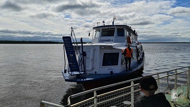 На палубе домой и на работу, летом и в мороз