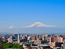 Эксперт отметил параллельность атаки Пашиняна на церковь и сближения с Турцией