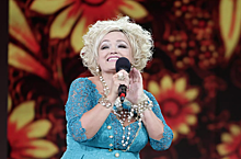 Певица Надежда Кадышева выступила на сцене после слухов о раке