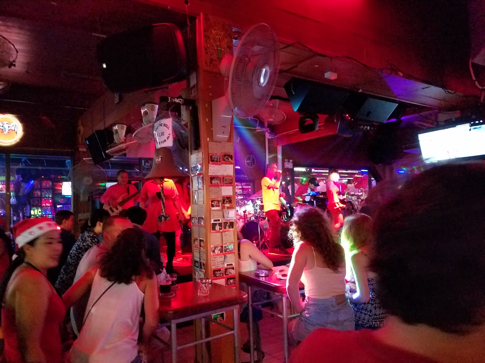 The Smiley Bar, Пхукет, Таиланд