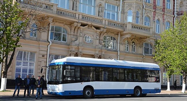 В Ростове испытали новый троллейбус, имеющий увеличенный автономный ход