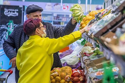 В Самаре предложили указывать рядом с ценой на товар и наценку на него