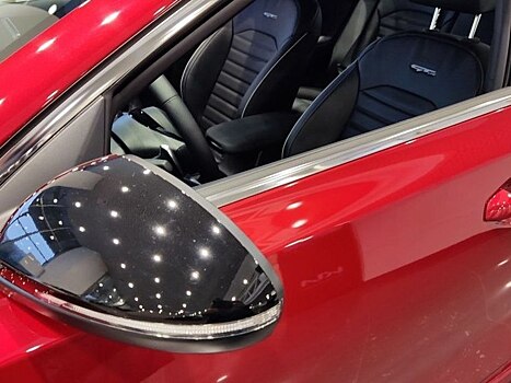 В Санкт-Петербурге вырос спрос на машины почти на 50 %