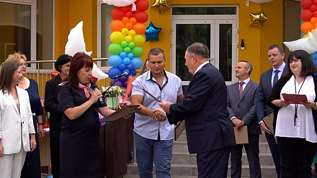 Холдинг «Термодом» поблагодарили за строительство школы