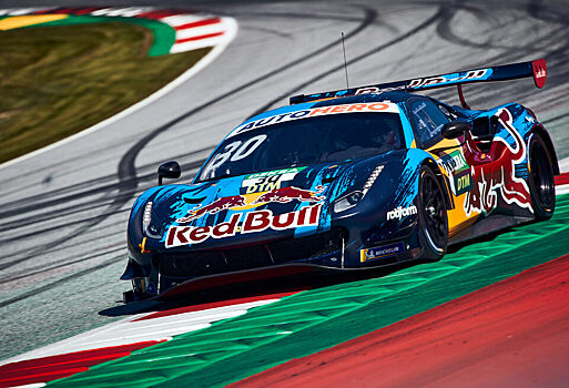 Лиам Лоусон одержал победу в первой гонке DTM в Шпильберге