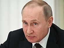 Путин перенес Петербургский юридический форум на 2021 год