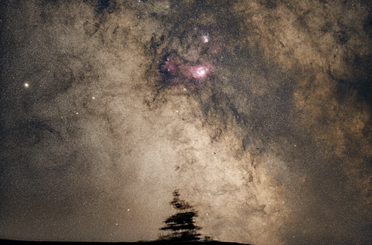 Астрофотограф Поляков из Новосибирска запечатлел Млечный Путь в созвездии Стрельца