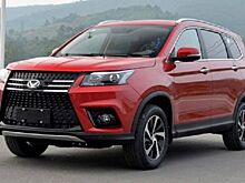 У дилеров появился новый семиместный кроссовер Нuansu S7