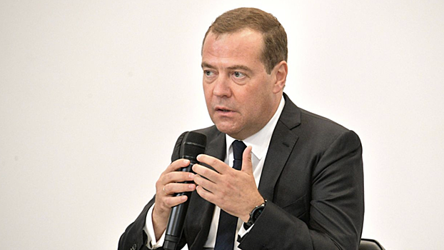 Медведев рассказал о программе оздоровления Волги