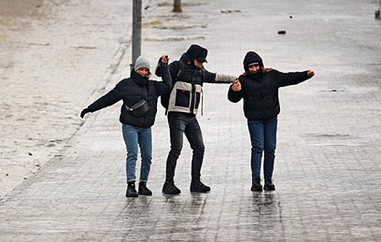 Урал и Поволжье накрыли ледяные дожди