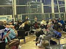 Возвращаясь из Вьетнама, российские туристы на 12 часов застряли в Казахстане