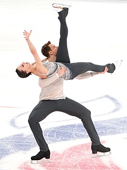 Фигуристы Бойкова и Козловский доводят до ума сложный четверной выброс