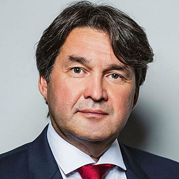 Газизов поздравил Зинченко с выходом в финал ЛЧ