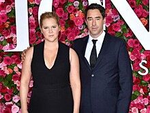 Эми Шумер намекнула на беременность