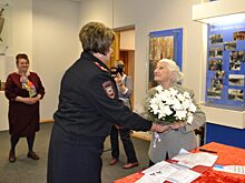 92-летнюю пенсионерку привели к присяге на верность России