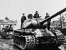 Советский танк ИС-2 – убийца немецких «Тигров» и «Пантер»