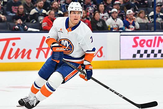 «Хорошая возможность для меня». Нападающий Максим Цыплаков — о переходе в «Нью-Джерси»