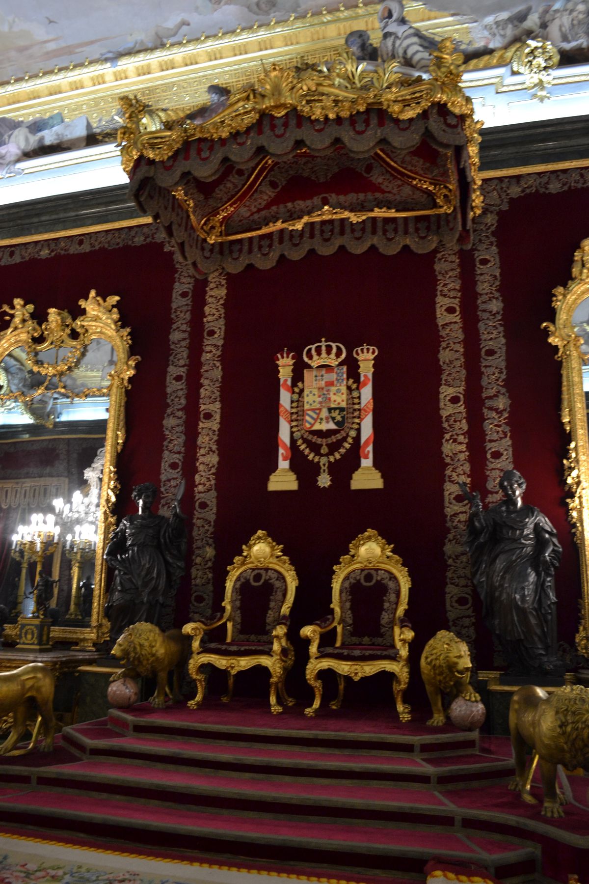 Королевский дворец, Мадрид, Испания