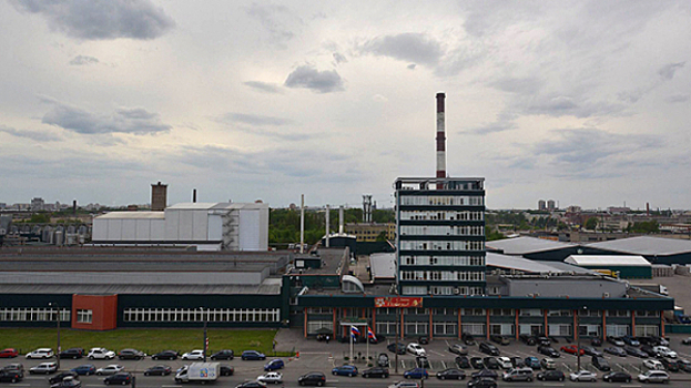 Промышленность Петербурга выросла за счет пластмассы и авто