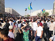 В Узбекистане передумали менять статьи конституции о статусе Каракалпакстана