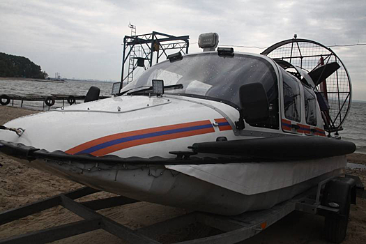 Аэролодка поступила на вооружение новосибирских спасателей