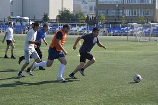Ульяновские нефтяники сразились в турнире по мини-футболу