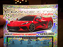 Победитель лотереи не может забрать у дилера выигранный Chevrolet Corvette