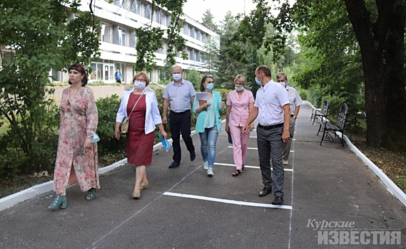 К сезону готовы: в Курской области сотрудники МЧС проверили детские легаря