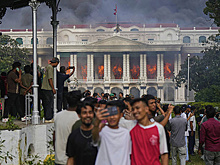 Власти Непала проиграли цифровым корпорациям; пока в первом раунде