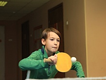 Сотрудники учебно-досугового центра «Мастер» пригласили всех желающих поиграть в настольный теннис