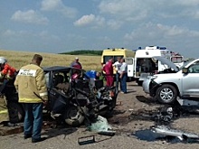 В Башкортостане столкнулись ВАЗ-21099 и Toyota Land Cruiser 200: погибла жена одного из водителей