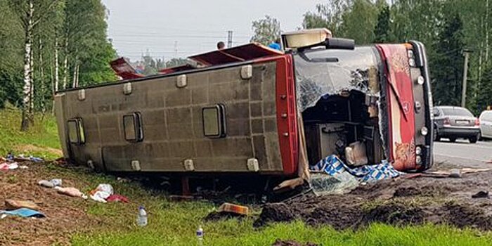 Четыре человека остаются в больнице после ДТП с участием автобуса в Подмосковье