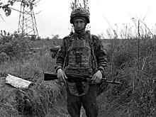 «Скромный, доброжелательный парень»: в Омской области простятся с погибшим на СВО Тюлькиным