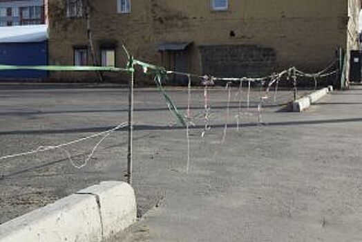 В Казани женщина за рулем ВАЗа сбила пенсионерку на тротуаре
