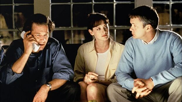 "Дорога на Арлингтон": фильм, который держит в напряжении до самых титров