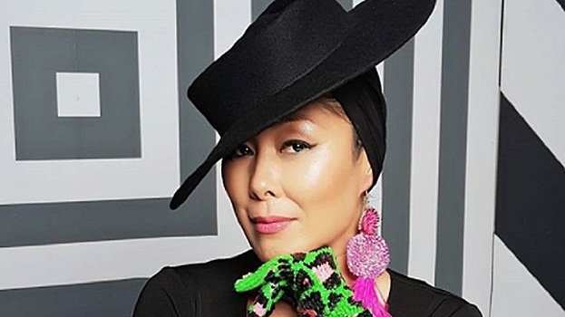 Анита Цой попросила прощения у мамы