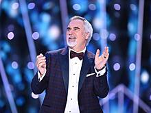 В России призвали запретить песни Меладзе